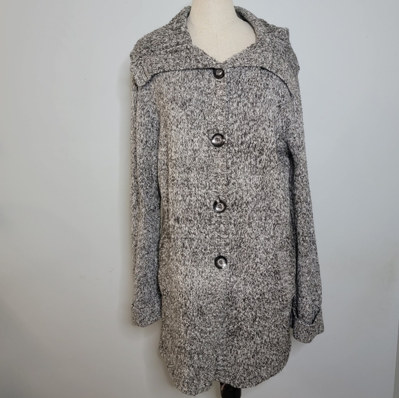 Dahlia XL Grey Knit Long Button Up Jacket - Picture 2 of 11